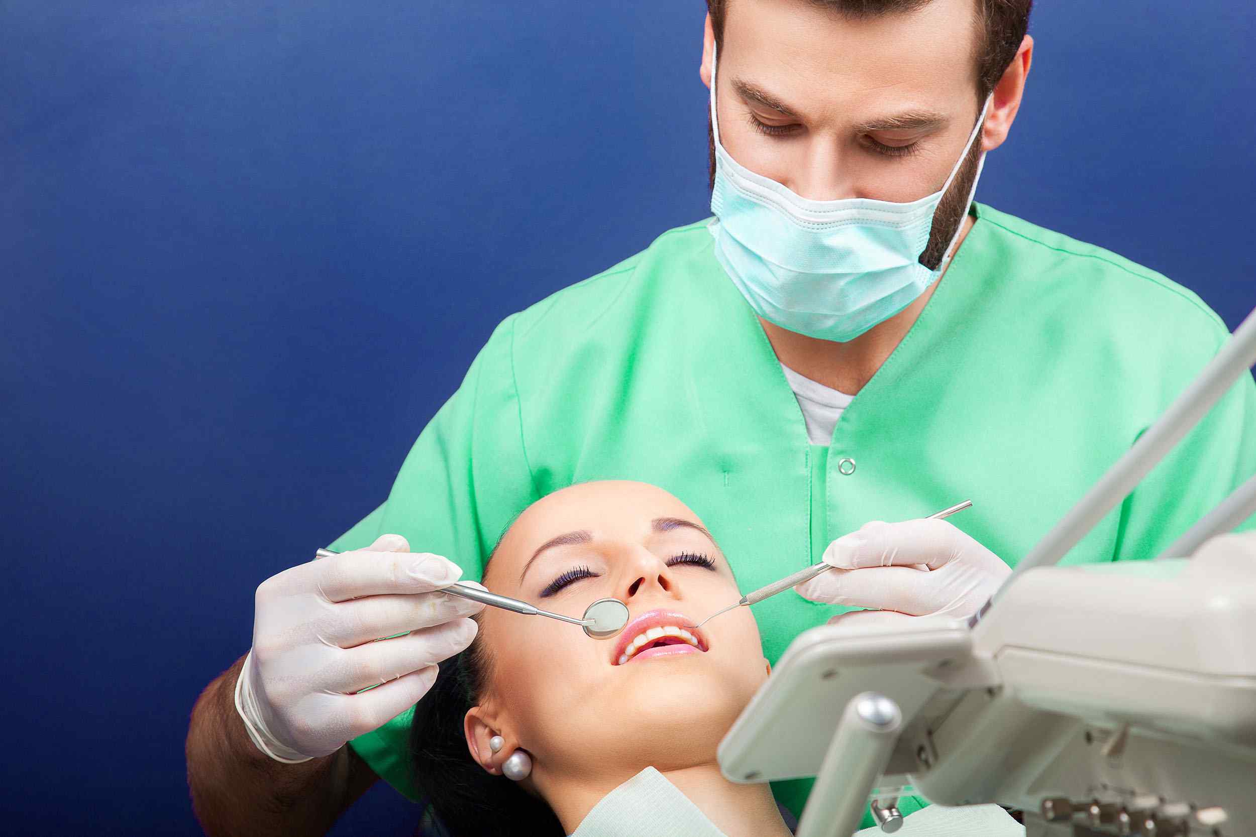 https://topcrayons.com/demos/dentist-1/wp-content/uploads/2020/01/img-contact-form.jpg