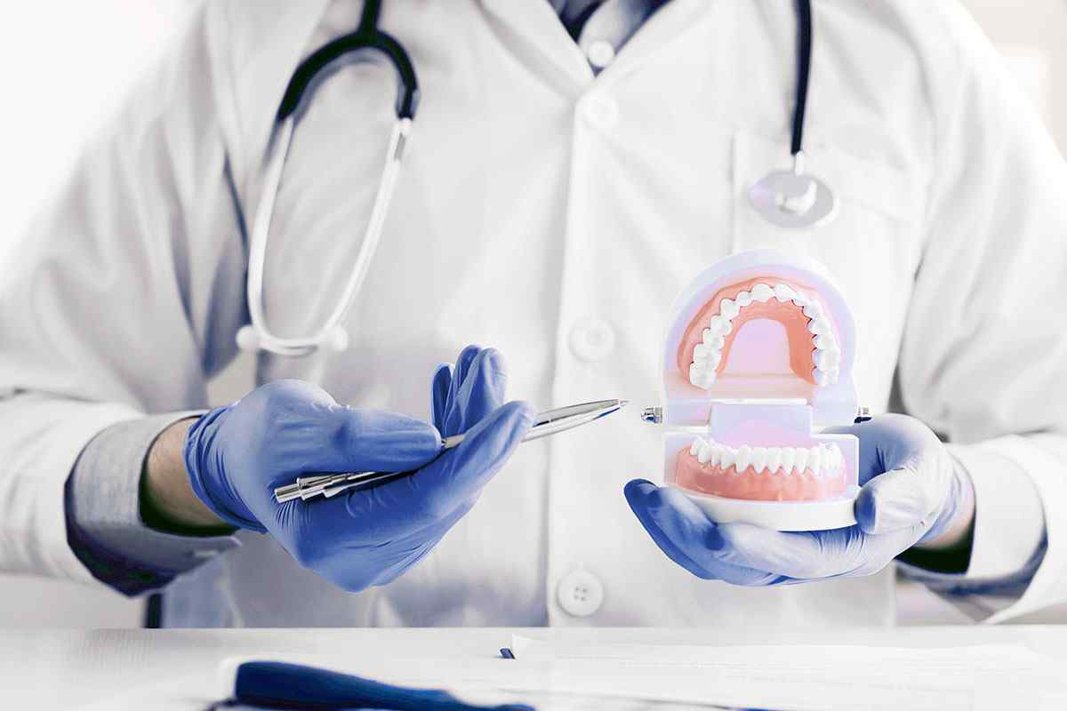 https://topcrayons.com/demos/dentist-2/wp-content/uploads/2020/01/home-services-2.jpg
