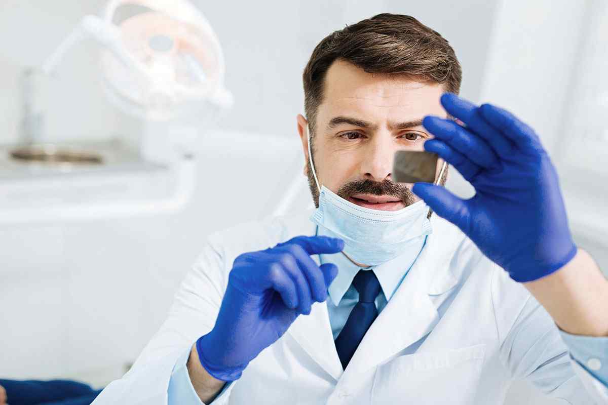 https://topcrayons.com/demos/dentist-2/wp-content/uploads/2020/01/home-services-3.jpg