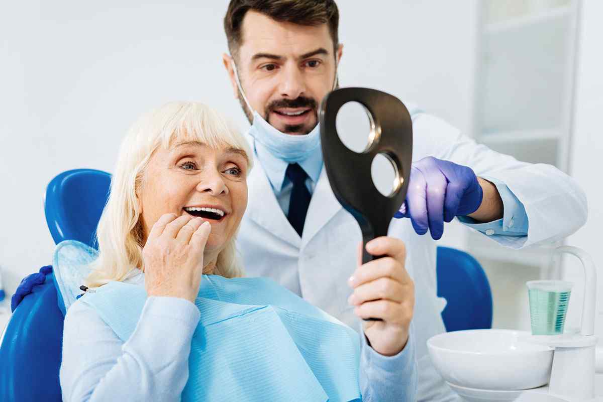 https://topcrayons.com/demos/dentist-2/wp-content/uploads/2020/01/home-services-4.jpg